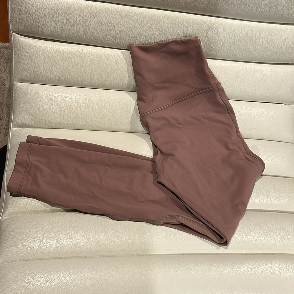 Lululemon Align High-Rise Leggings 25” in twilight rose (6) - Picture 3 of 8